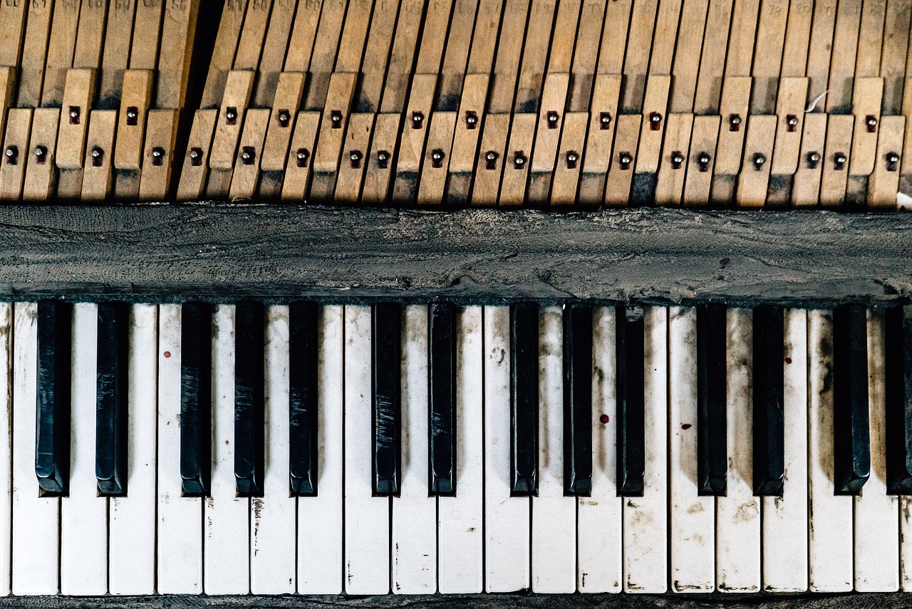 Using Social Media For Online Piano Lessons